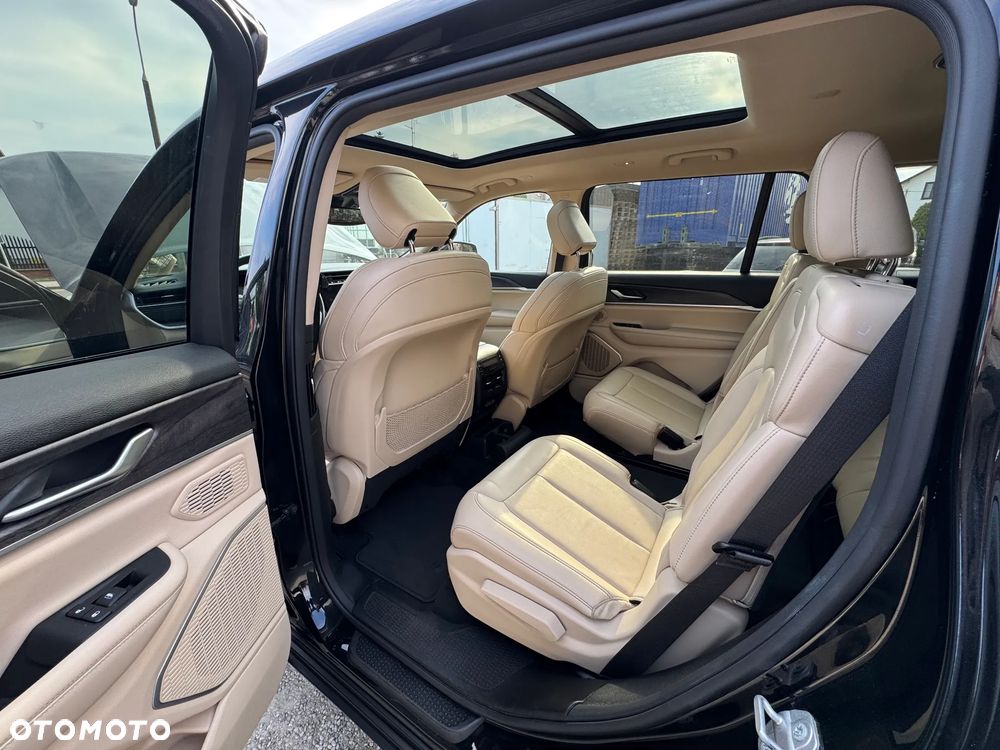 Jeep Grand Cherokee - 7