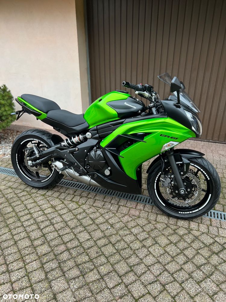 Kawasaki ER - 9