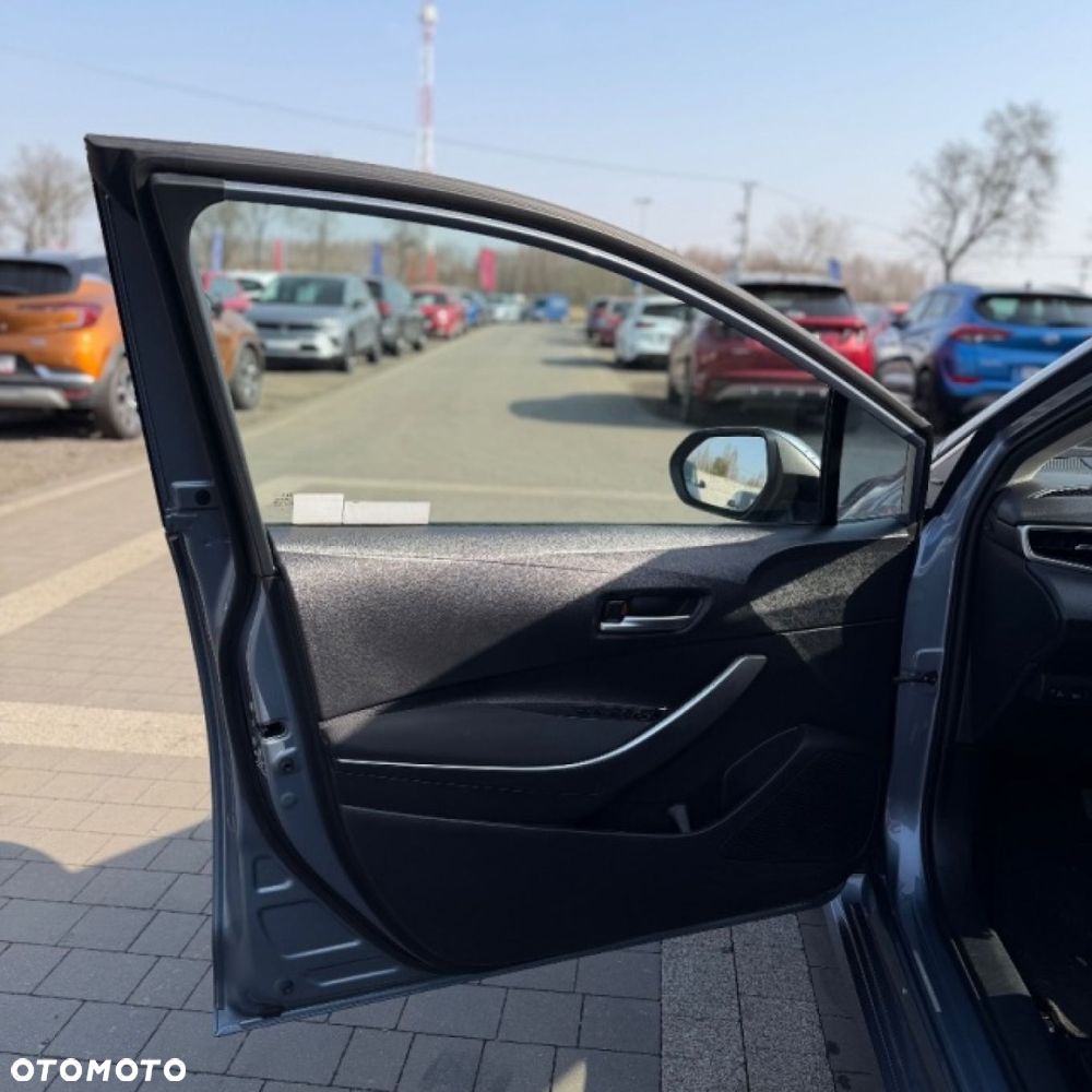 Toyota Corolla - 16