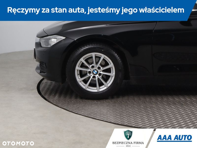 BMW Seria 3 - 16