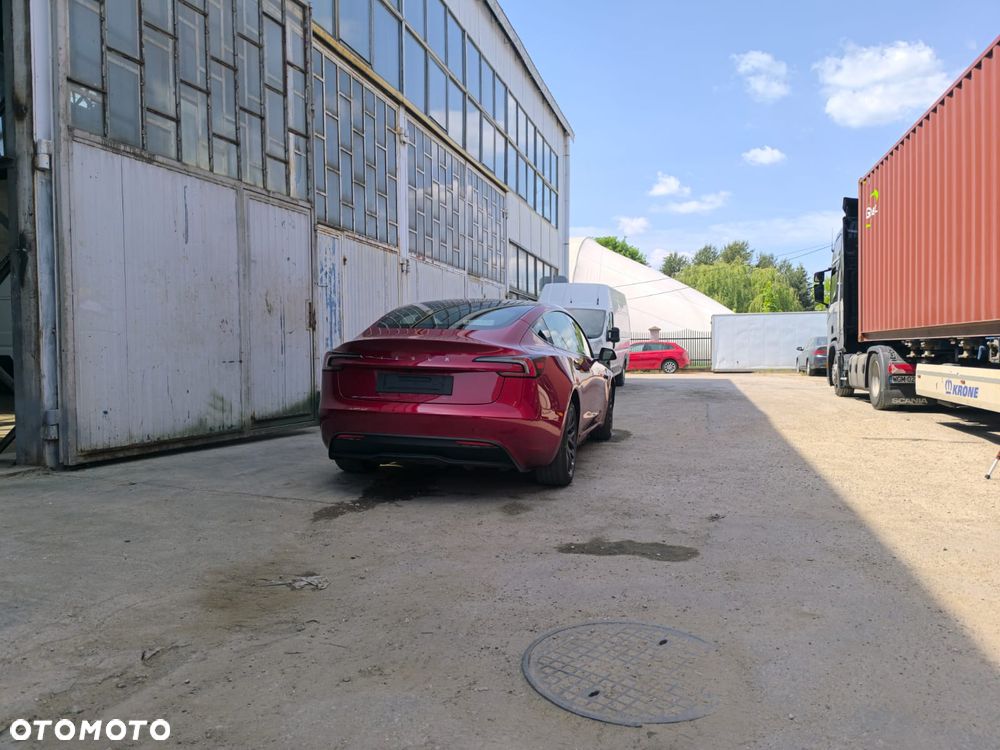 Tesla Model 3 Long Range RWD - 10