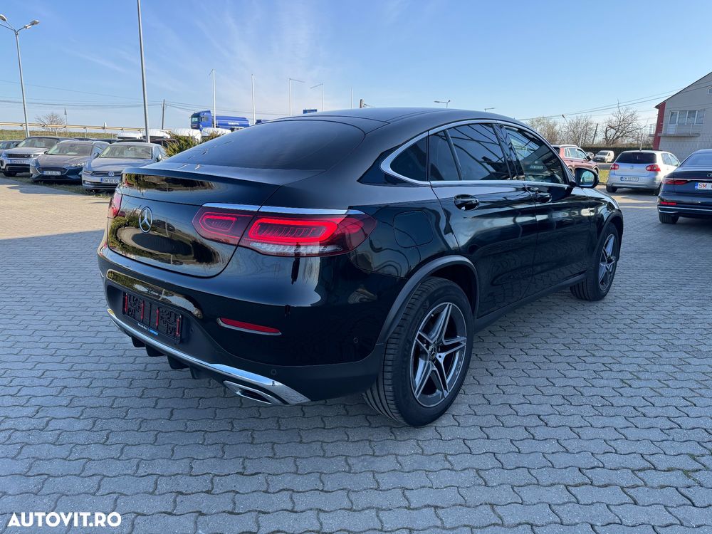 Mercedes-Benz GLC Coupe 200 4Matic 9G-TRONIC AMG Line Plus - 4