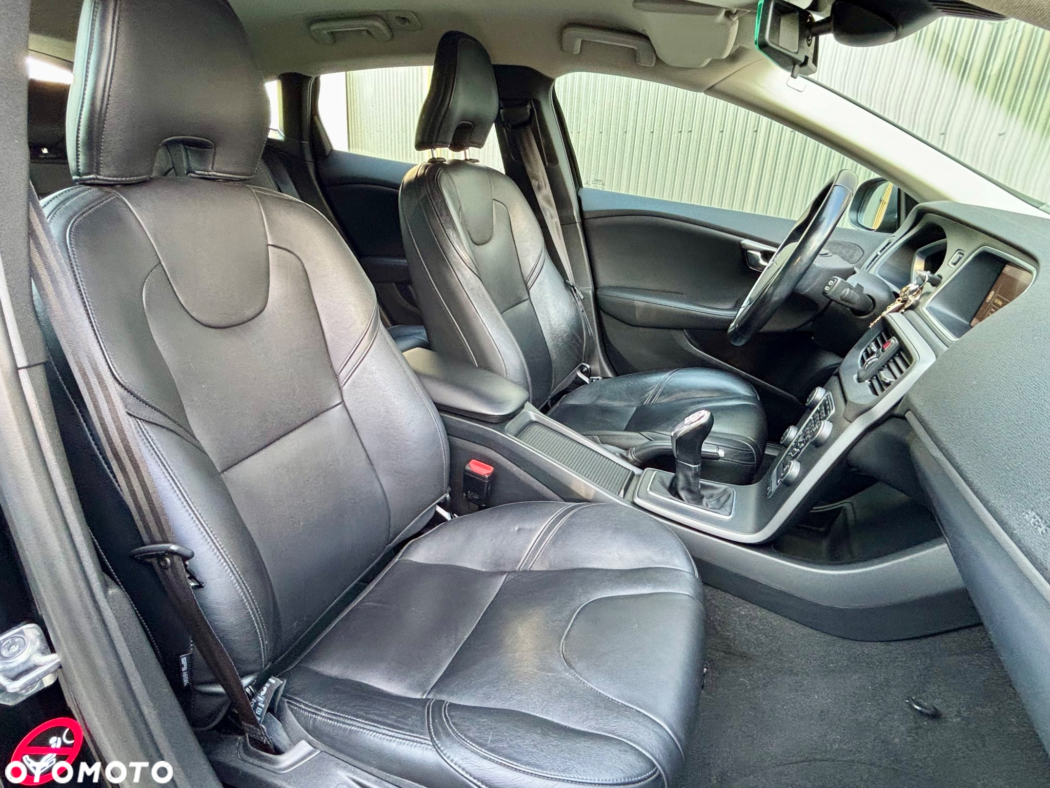 Volvo V40 T3 - 20