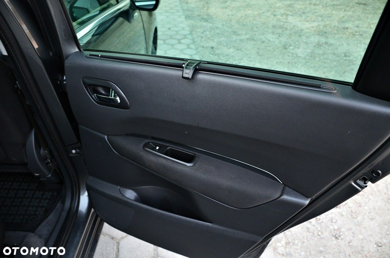 Peugeot 5008 - 14