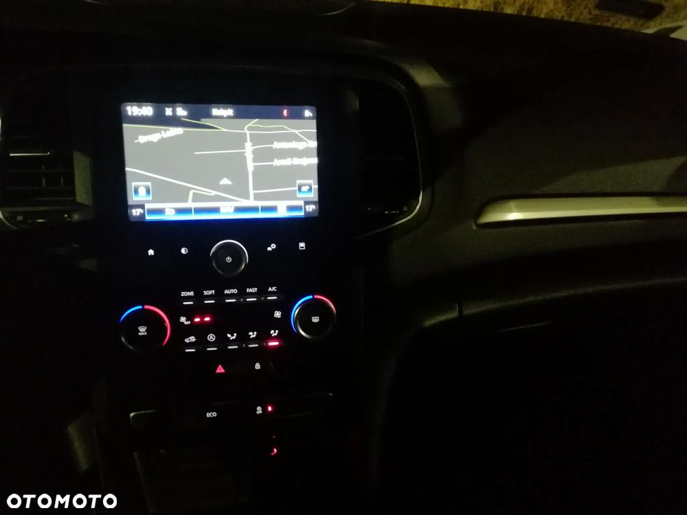 Renault Megane 1.2 Energy TCe Bose - 16