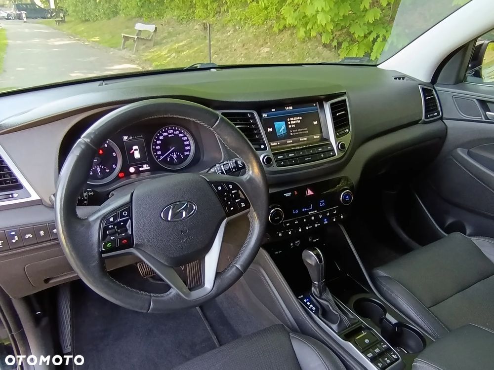 Hyundai Tucson 2.0 CRDI Premium 4WD - 16