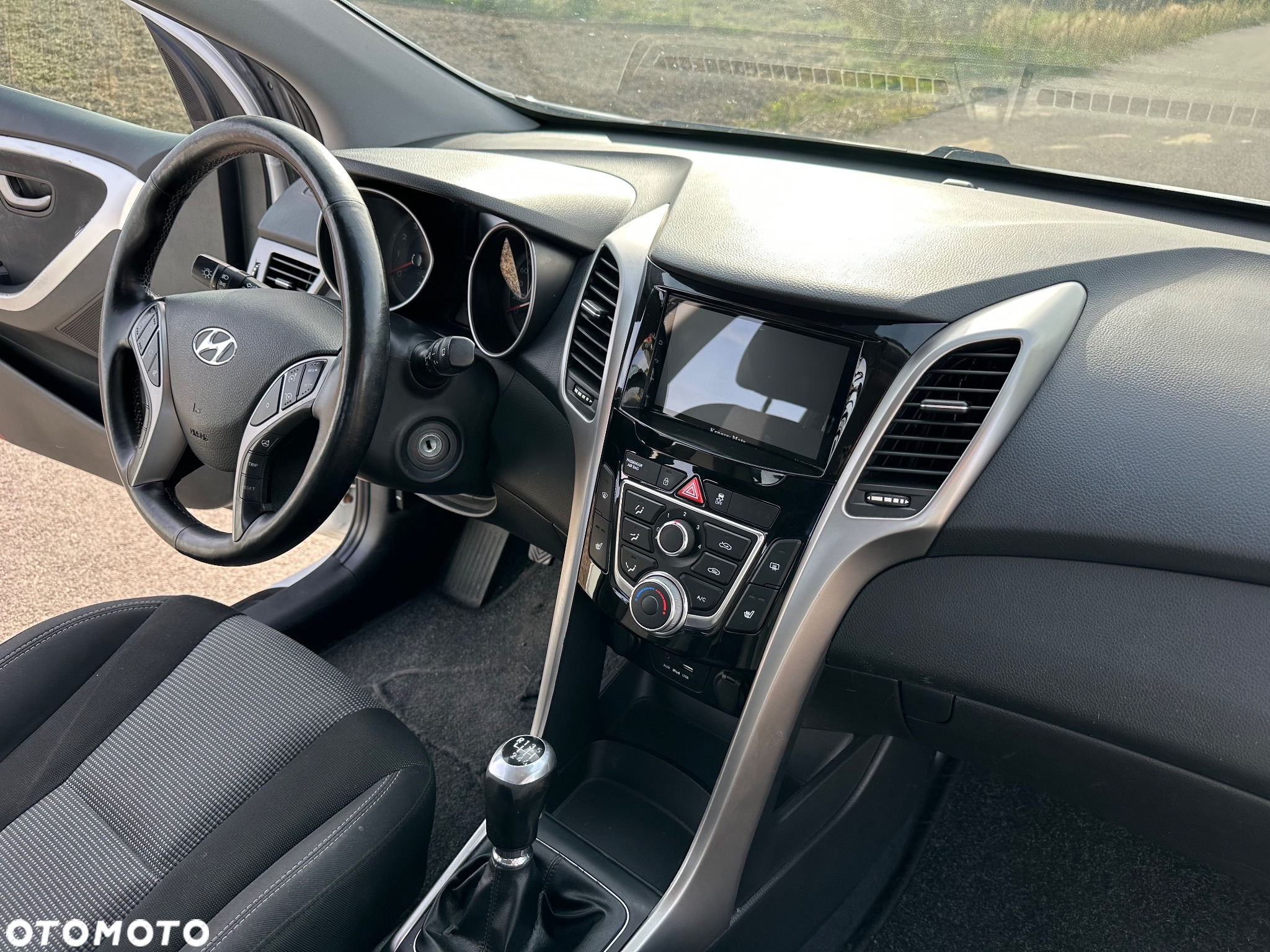 Hyundai i30 1.6 GDI BlueDrive Go - 19