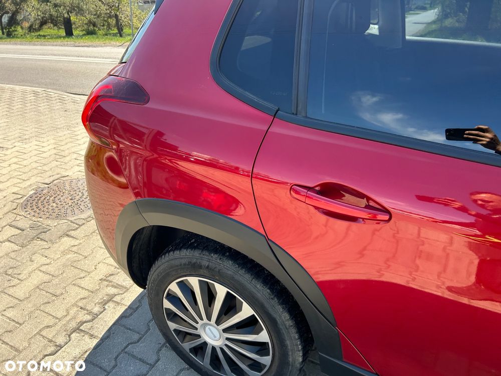 Peugeot 2008 BlueHDi 100 STOP & START Signature - 26