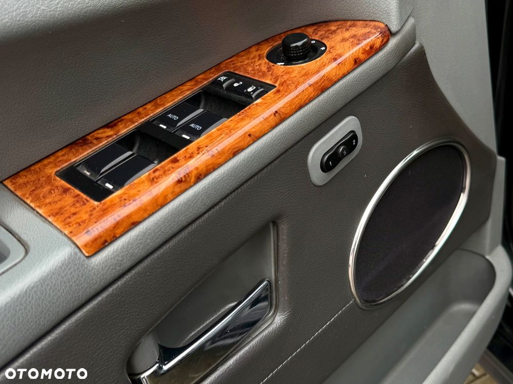 Jeep Grand Cherokee - 10