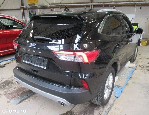 Ford Kuga - 2