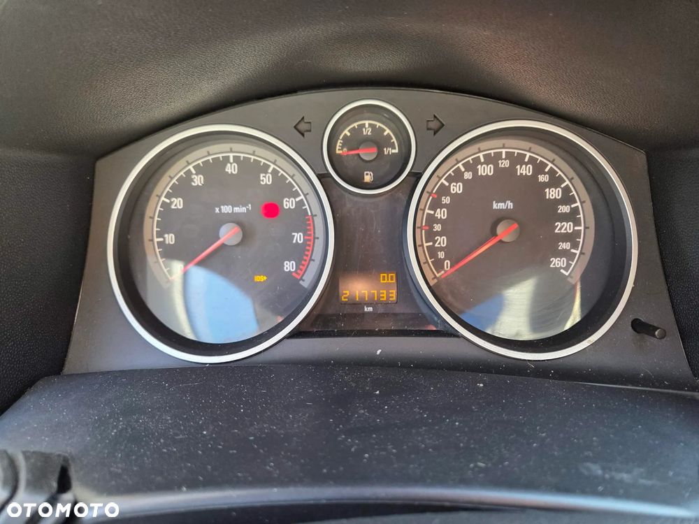 Opel Astra 2.0 T Sport - 10