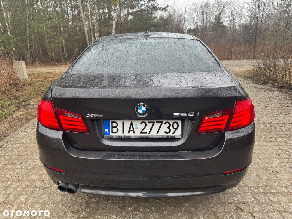 BMW Seria 5 528i xDrive Luxury Line - 11