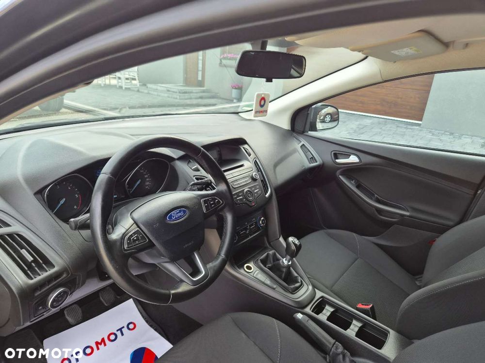 Ford Focus - 15