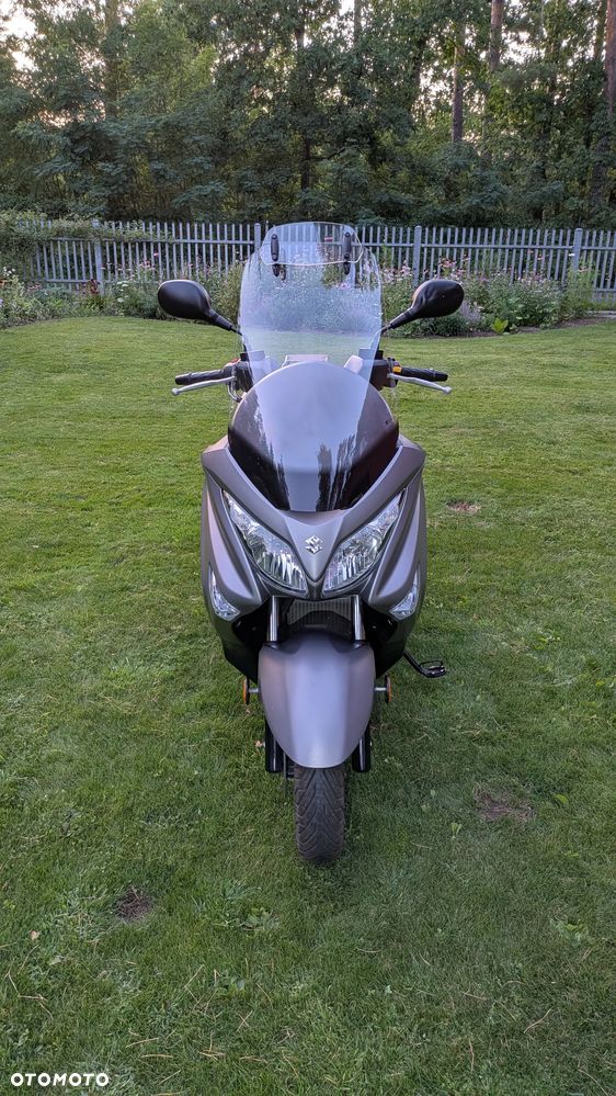 Suzuki Burgman - 5