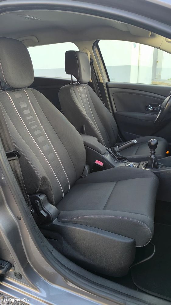 Renault Mégane Sport Tourer 1.5 dCi Dynamique SS - 44