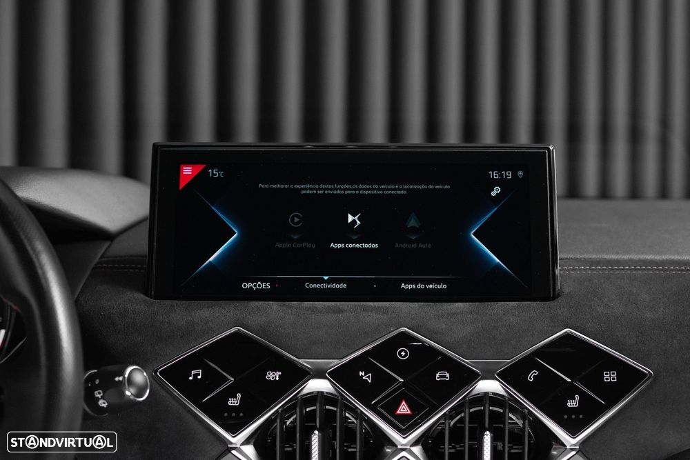 DS DS3 Crossback E-TENSE PERFORMANCE LINE - 28