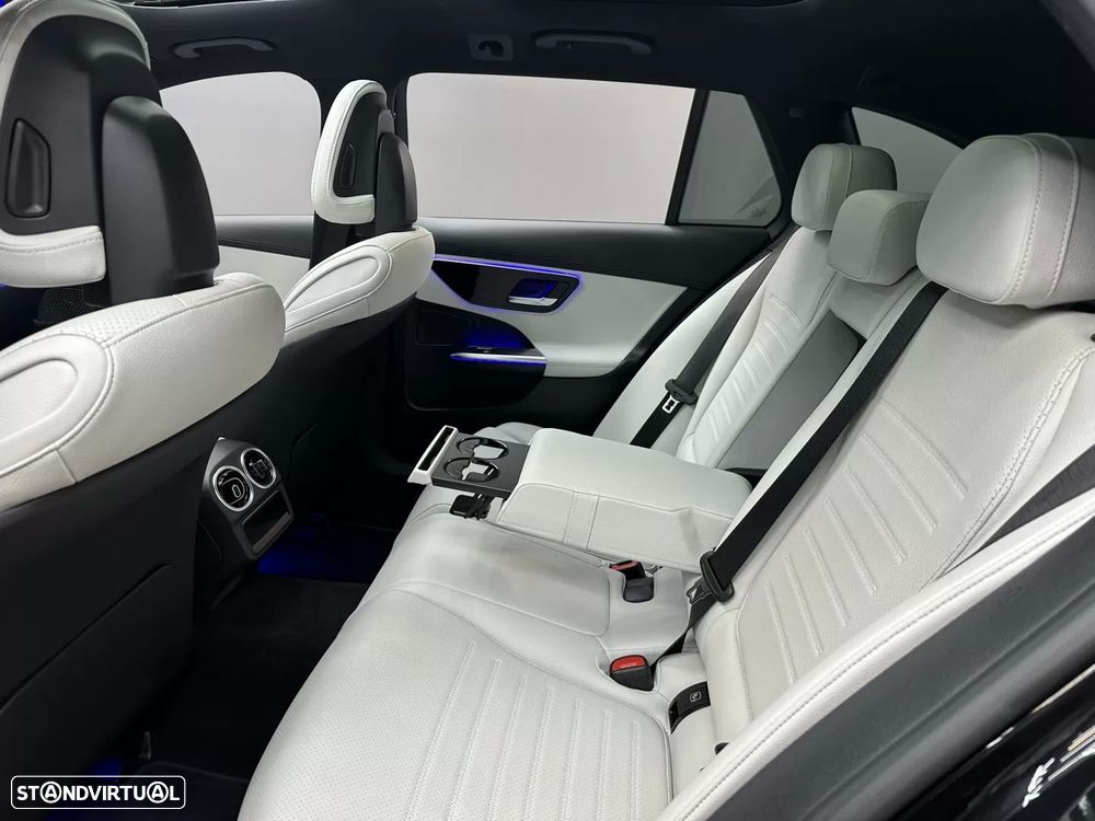 Mercedes-Benz C 300 e T 9G-TRONIC AMG Line - 13