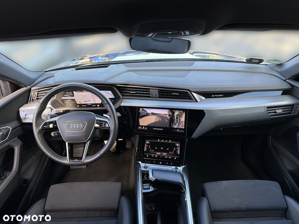 Audi e-tron - 17