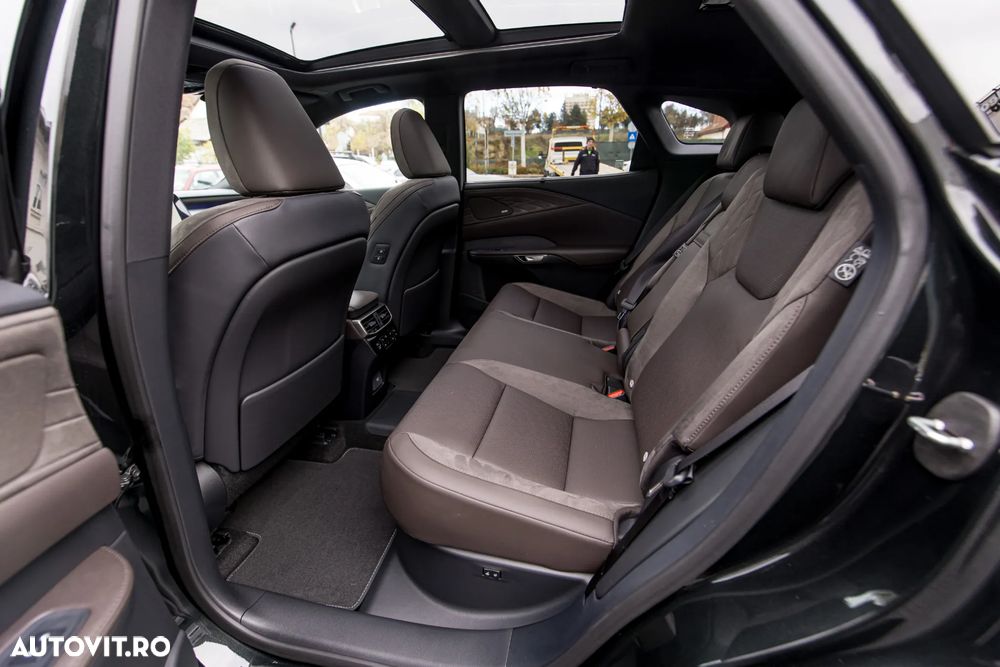 Lexus Seria RX 450h+ E-Four PHEV Luxury Mark Levinson - 34