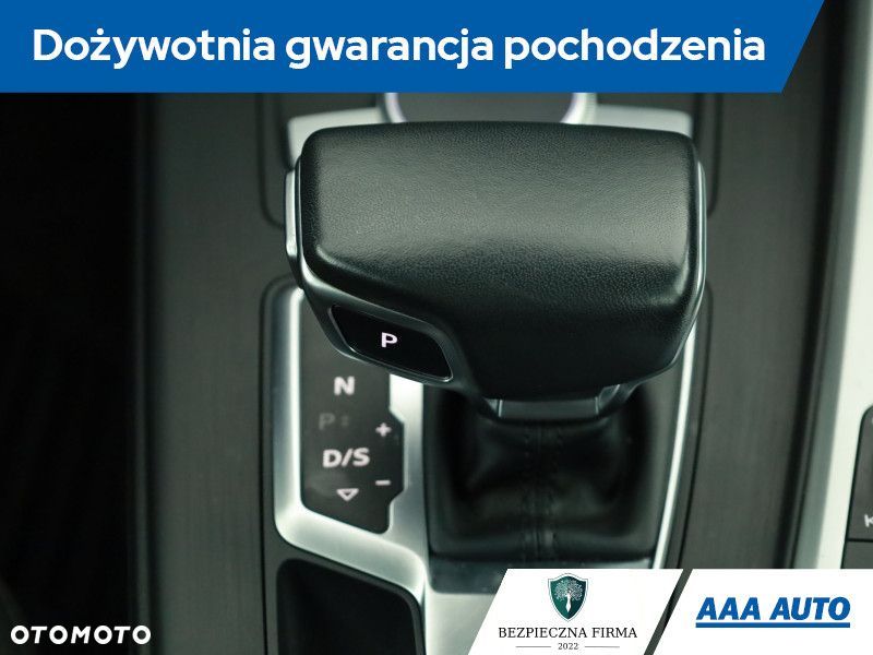 Audi A4 Limousine - 20