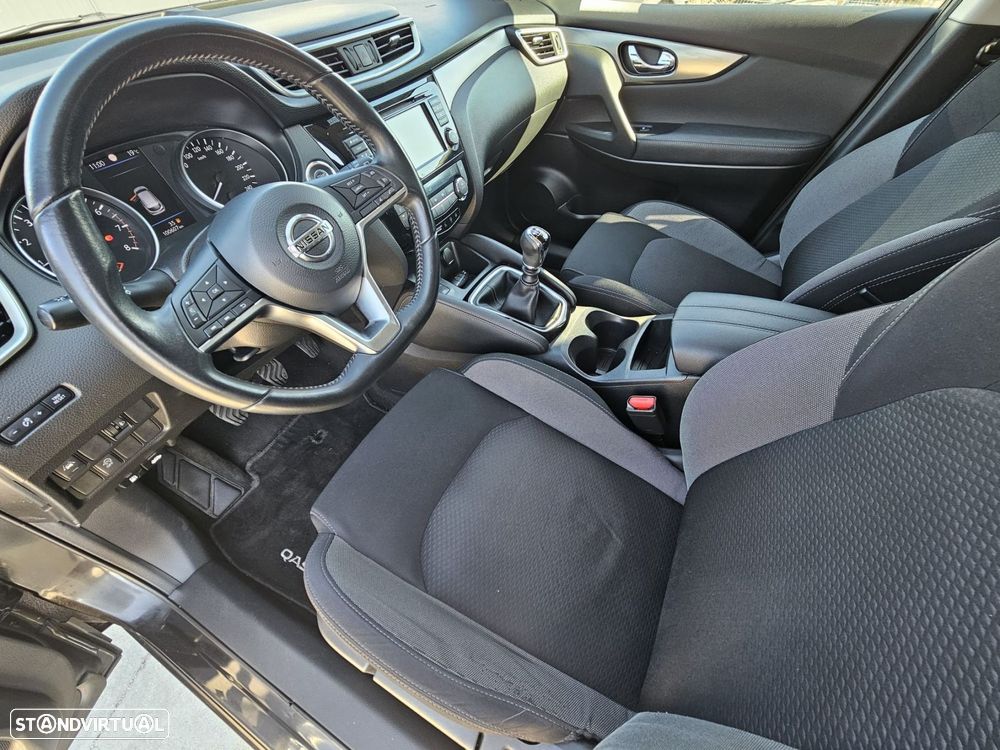 Nissan Qashqai 1.3 DIG-T N-Connecta LED+SKY - 19