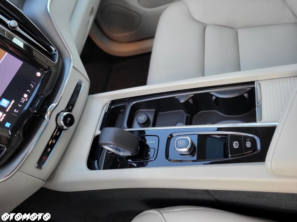 Volvo XC 60 - 22