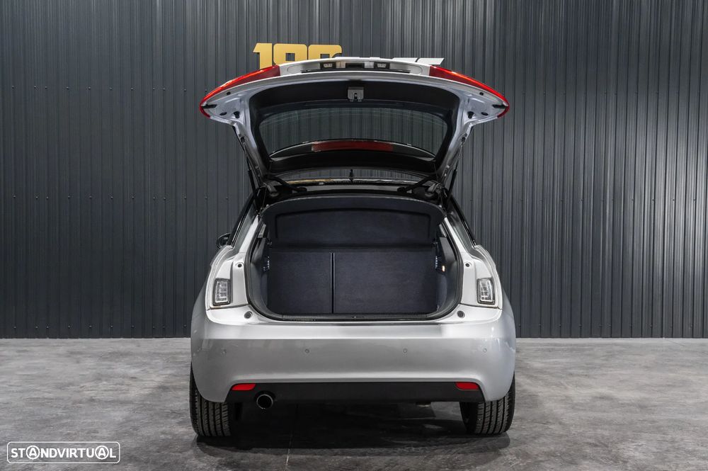 Audi A1 1.6 TDI S tronic S line Sport Pack - 47