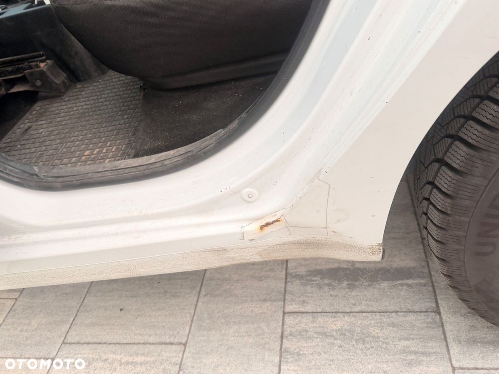 Kia Venga 1.4 M - 11