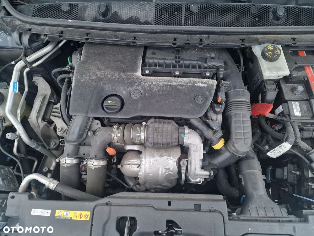 Peugeot 308 1.6 BlueHDi Style S&S - 26