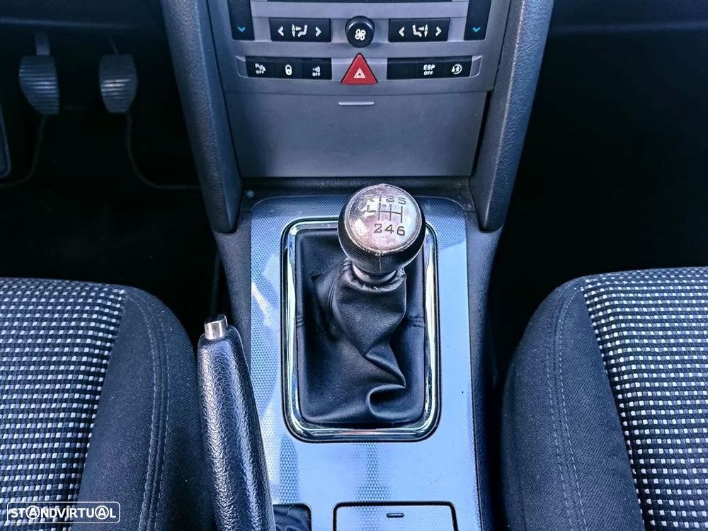 Peugeot 407 2.0 HDi Executive - 17