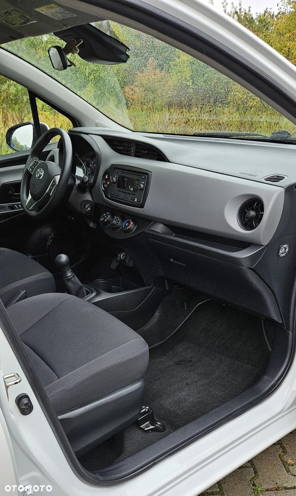 Toyota Yaris 1.0 Active - 8