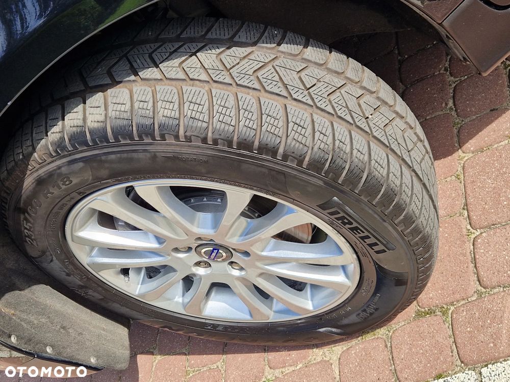 Volvo XC 60 D5 AWD RDesign - 10