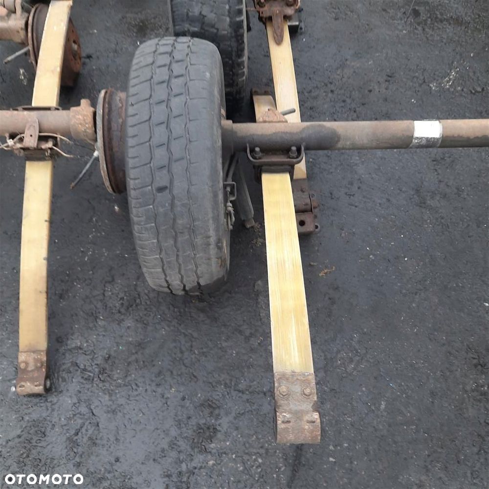 BELKA TYŁ POD PRZYCZEPĘ RESORY Opel Movano I 03-10R 215/65/16C - 2