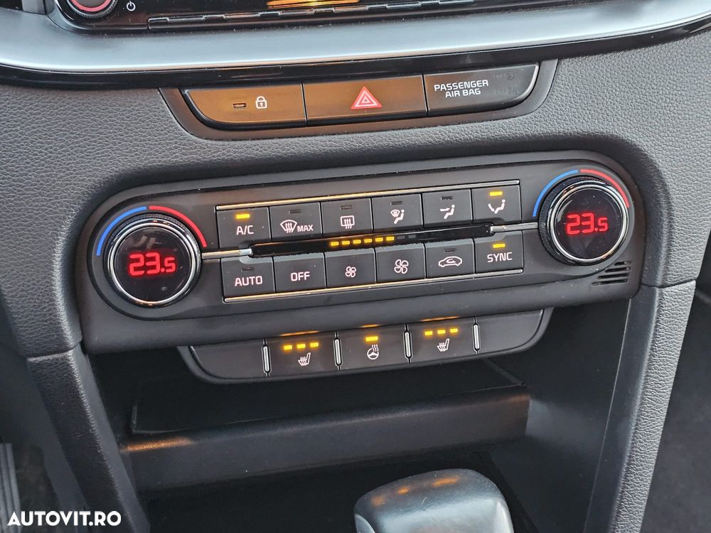 Kia XCeed 1.6 T-GDI OPF DCT7 PLATINUM - 15