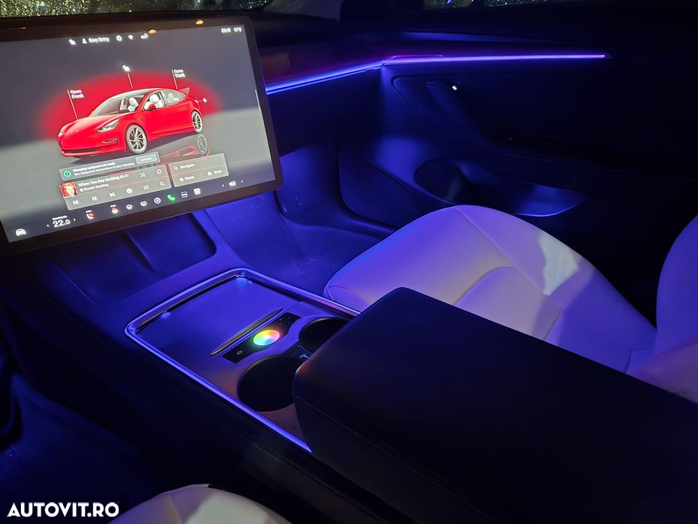 Tesla Model 3 - 22