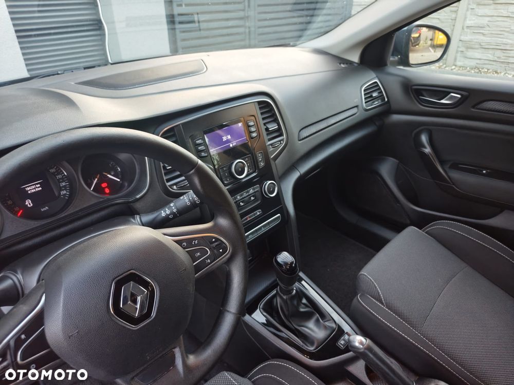 Renault Megane TCe 115 GPF LIMITED - 34