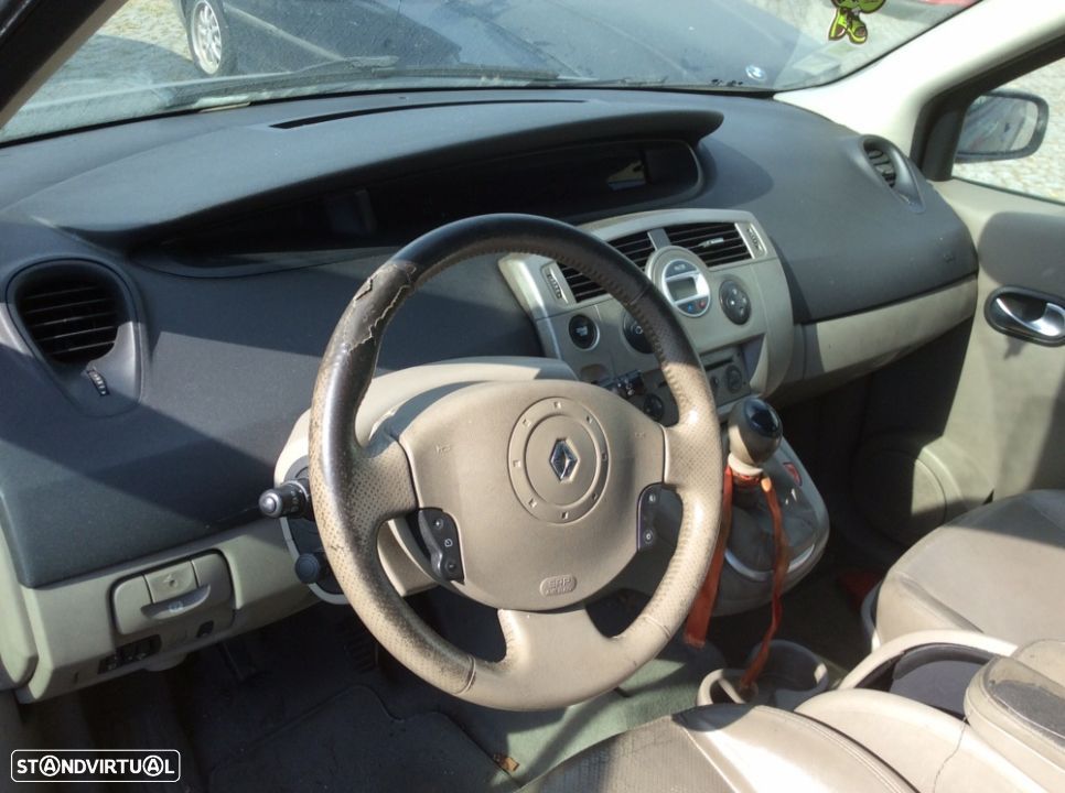 Renault Scenic 1.5 DCI para peças - 6