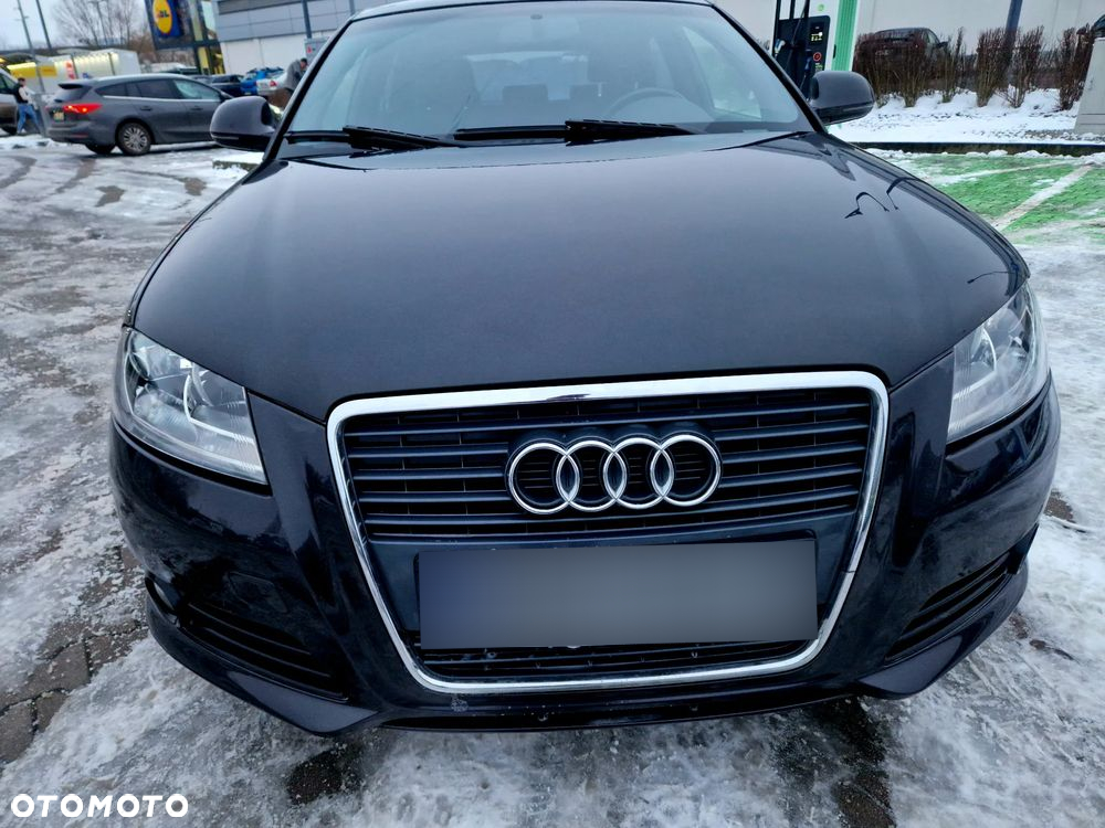 Audi A3 1.4 TFSI S line Sportpaket - 8