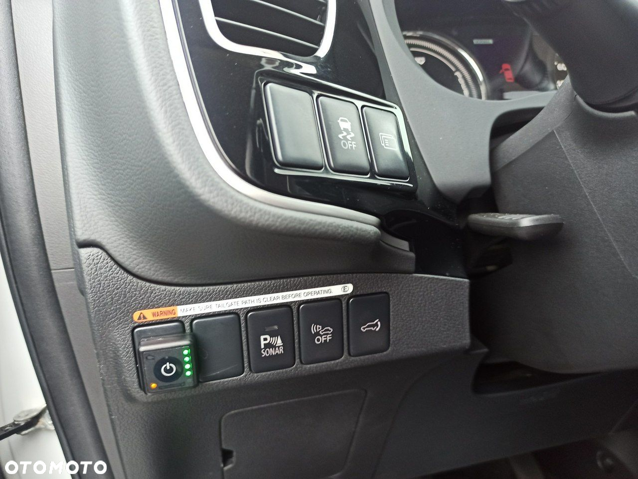 Mitsubishi Outlander - 21