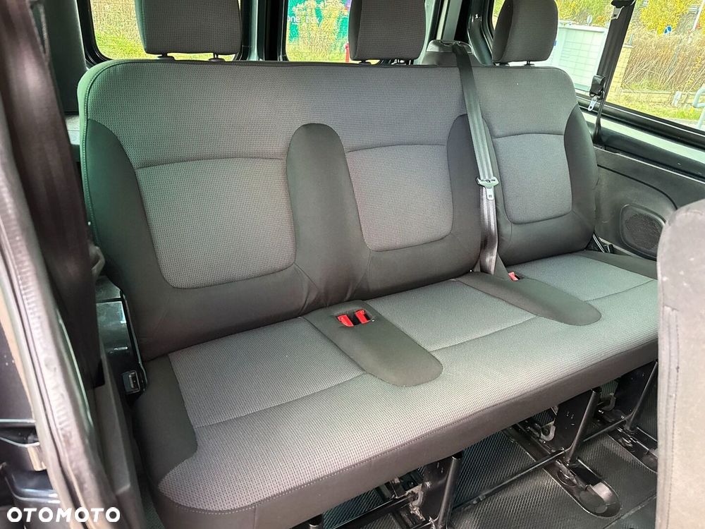 Renault Trafic - 17