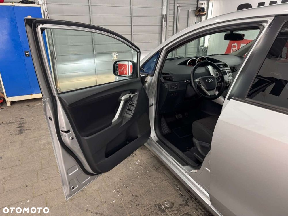 Toyota Verso - 20