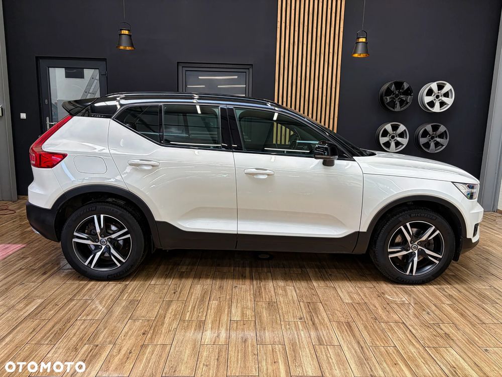Volvo XC 40 D4 SCR AWD R-Design - 7
