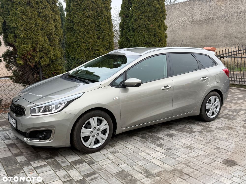 Kia Ceed 1.6 CRDi XL - 23