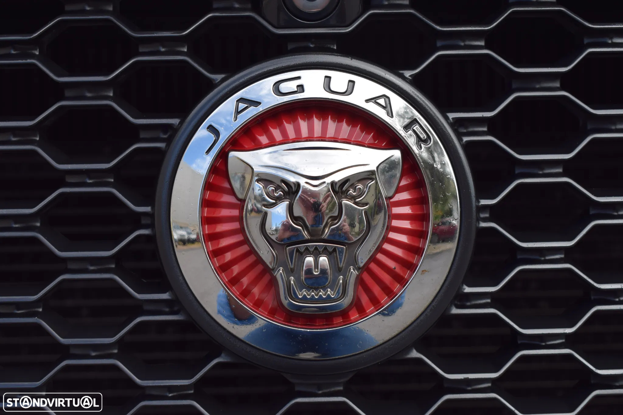 Jaguar F-Pace 2.0 i4D R-Sport AWD - 34