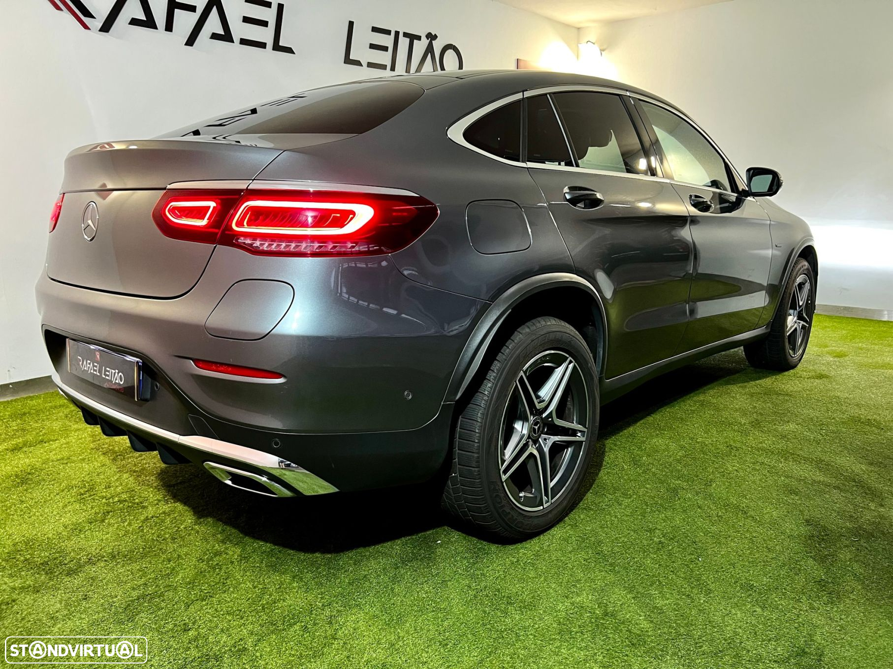 Mercedes-Benz GLC 300 e Coupé 4Matic - 13