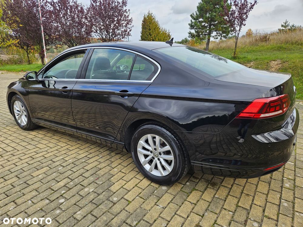 Volkswagen Passat 1.5 TSI EVO Business - 10