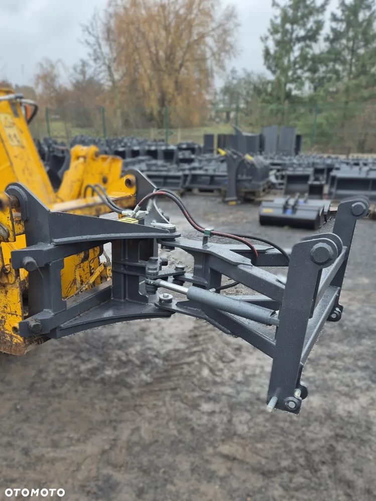 Obrotnica do ładowarki teleskopowej JCB  - sterowana hydraulicznie - 2