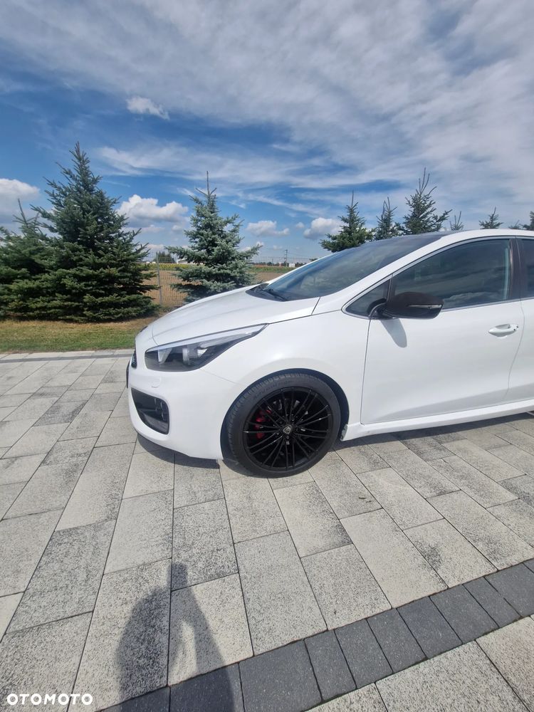 Kia Ceed 1.6 T-GDI GT-Track - 8