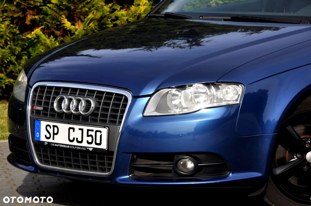 Audi A4 Avant - 10