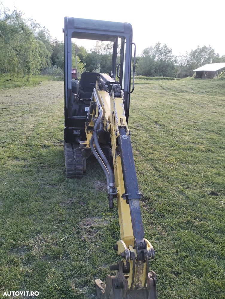 Yanmar SV16 - 3